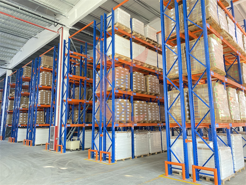 重型貨架帶層板